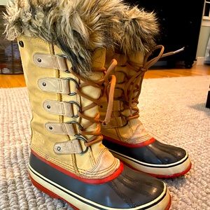 Sorel Women’s Joan of Artic Boot